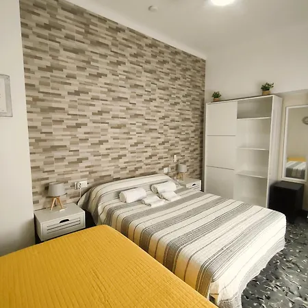 Casa Mayago, Terraza Y Solarium Feriehus *